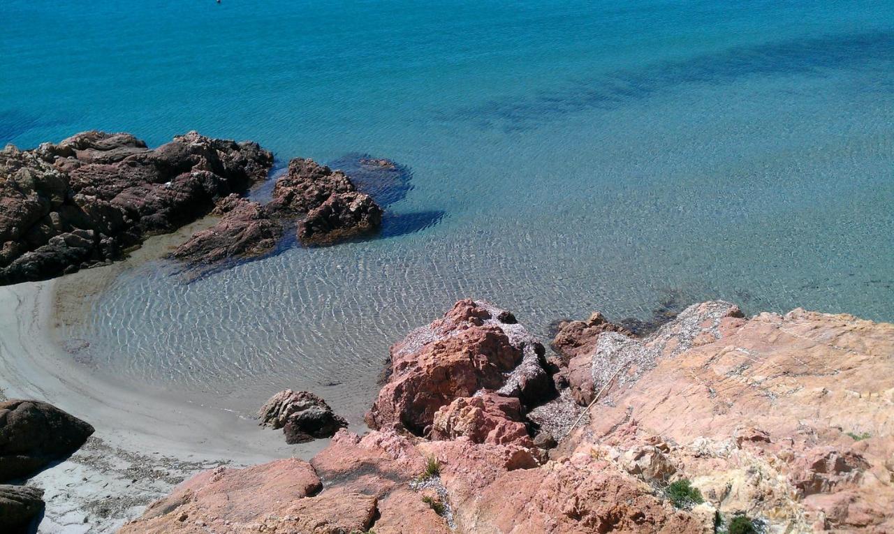 Casetta Al Mare Isola Rossa Exterior foto